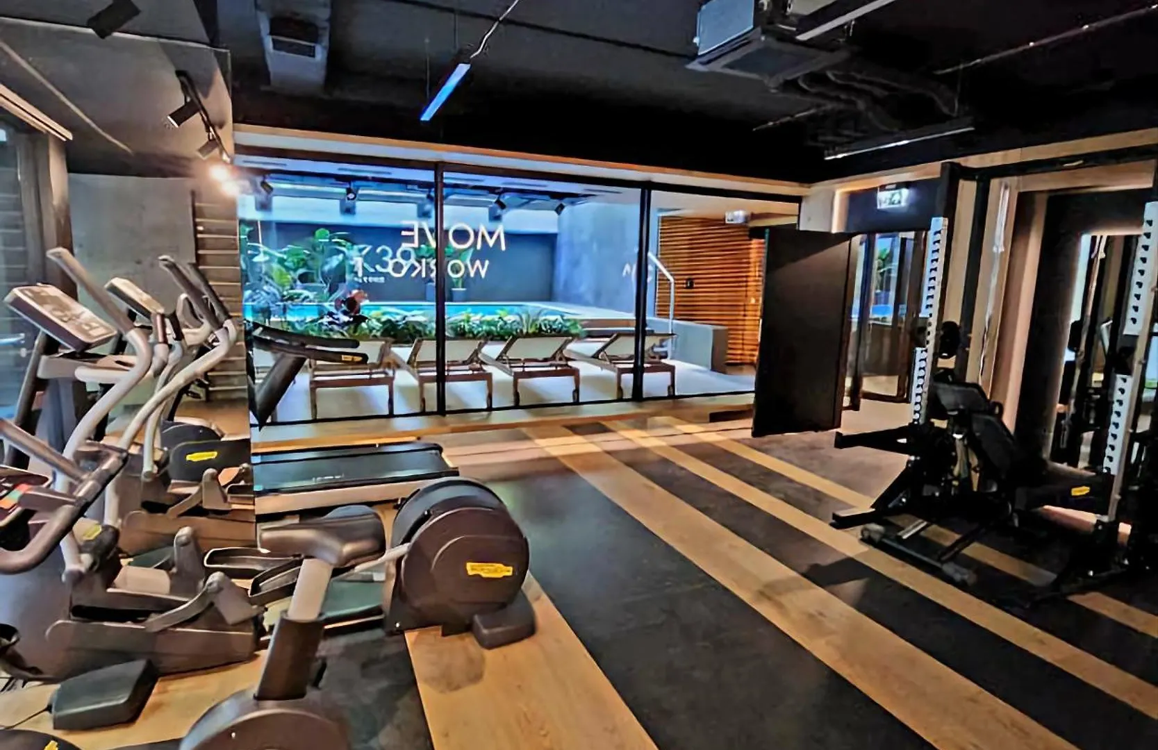 Apartment Castle Loft Apartment,Spa, Gym ,Sauna & Swimming Pool Free Parking Krakow